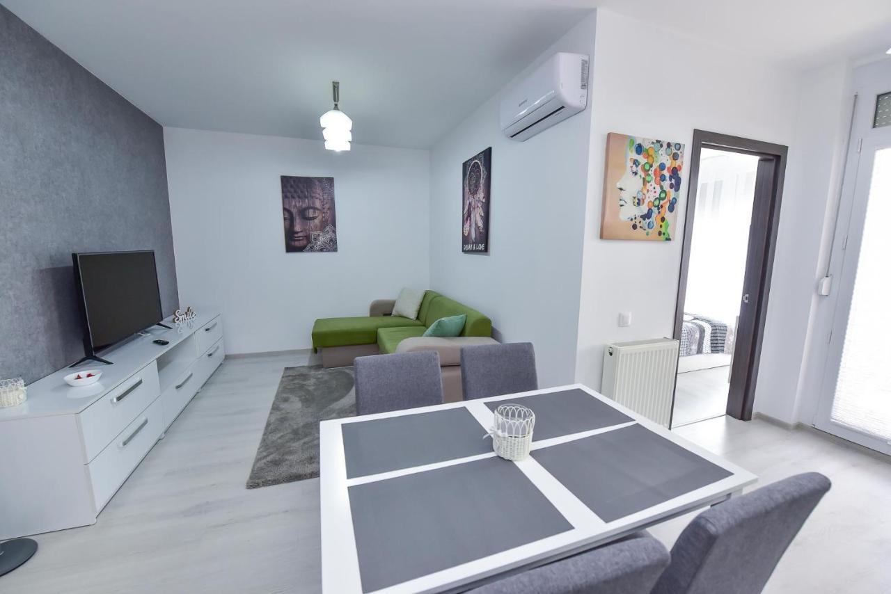 Stylish Stay - Executive - Private Parking And Central Location Oradea Luaran gambar